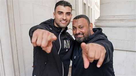 Aadam Hamed signs for Queensberry Promotions